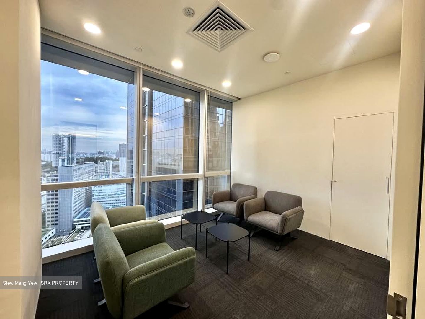 Sbf Center (D1), Office #573663531